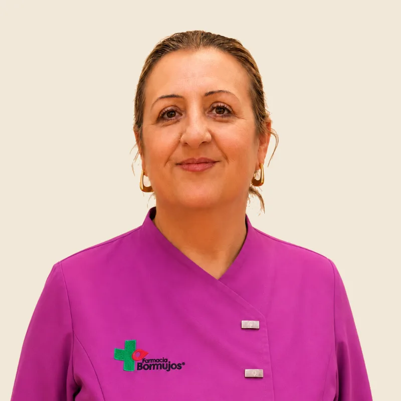 Retrato de Amparo Librero — equipo de Farmacia Vázquez Bormujos